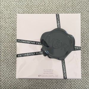Viktor & Rolf Flowerbomb